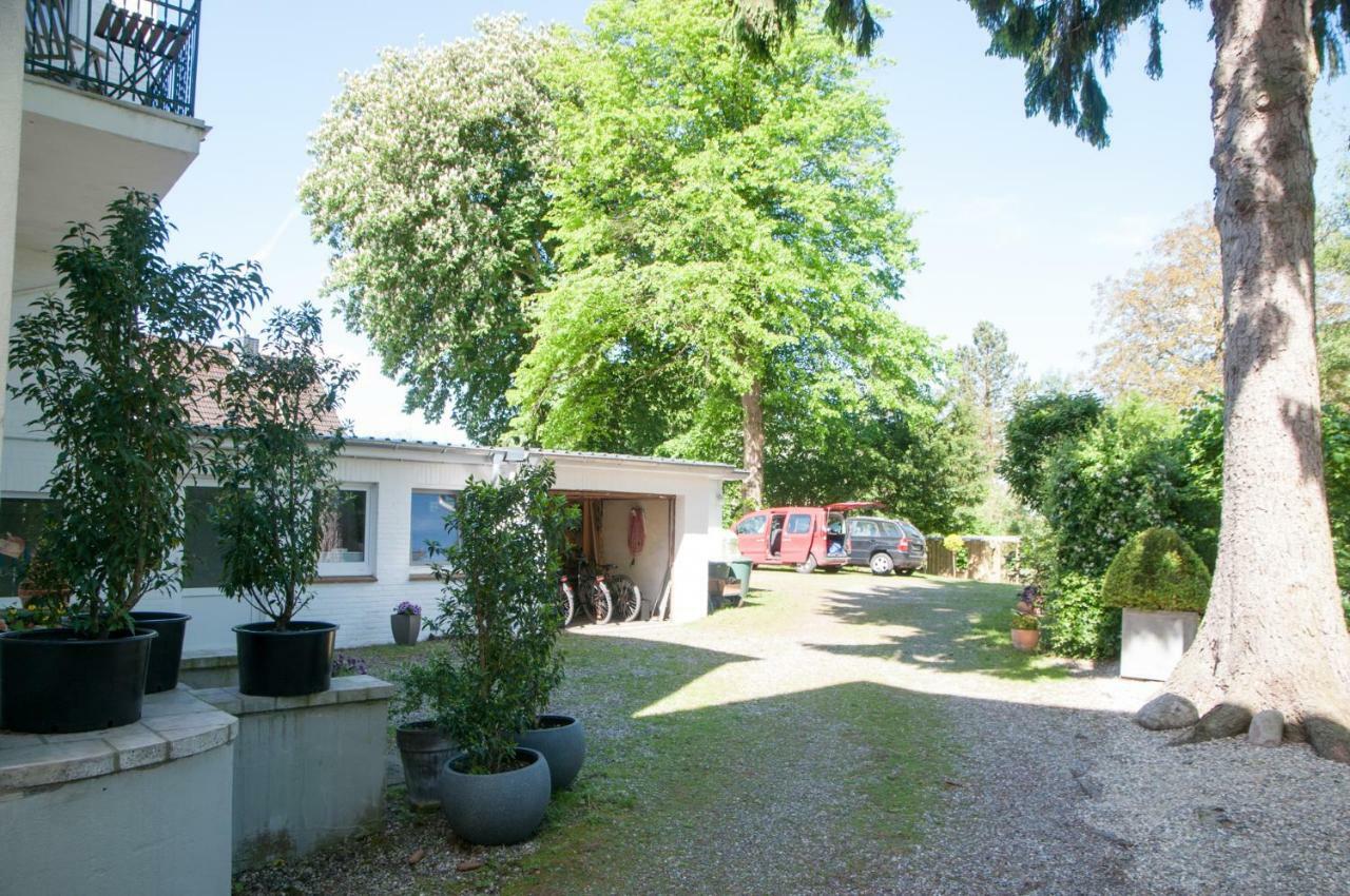 Villa Amalia Еутин Екстериор снимка